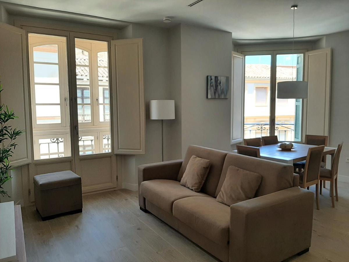 Apartamentos Pinar Malaga Centro Εξωτερικό φωτογραφία