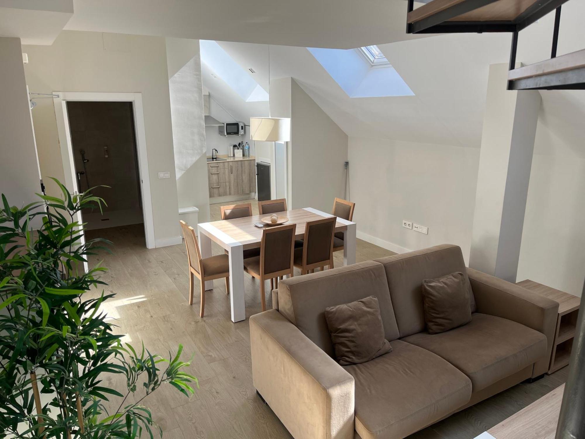 Apartamentos Pinar Malaga Centro Εξωτερικό φωτογραφία
