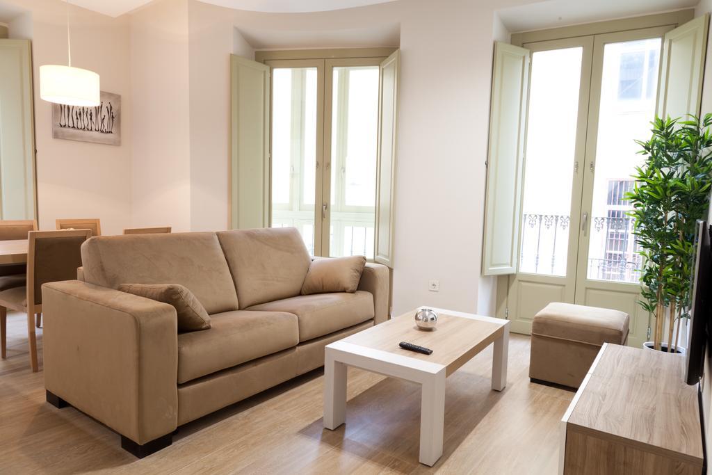 Apartamentos Pinar Malaga Centro Δωμάτιο φωτογραφία