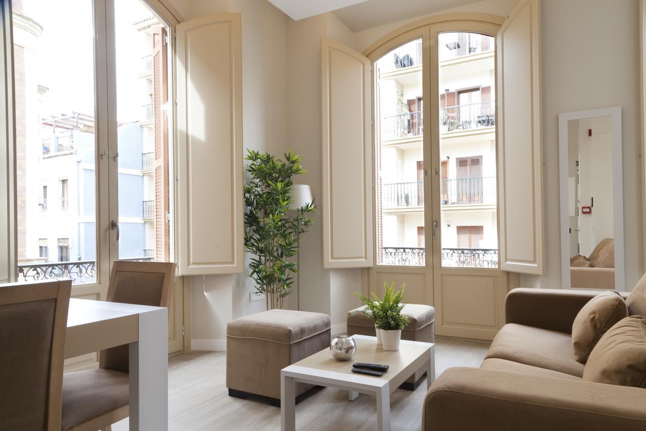 Apartamentos Pinar Malaga Centro Εξωτερικό φωτογραφία